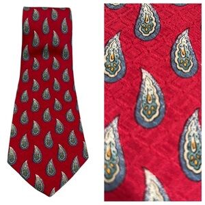 Chaps Ralph Lauren Paisley Silk Tie Dark Red